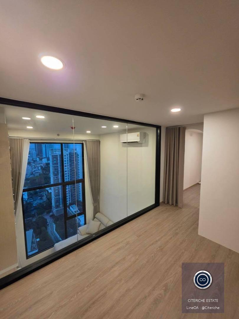 เพดานสูง Duo Space ห้องมุม | Origin Plug & Play Nonthaburi Station | คอนโดมิเนียม