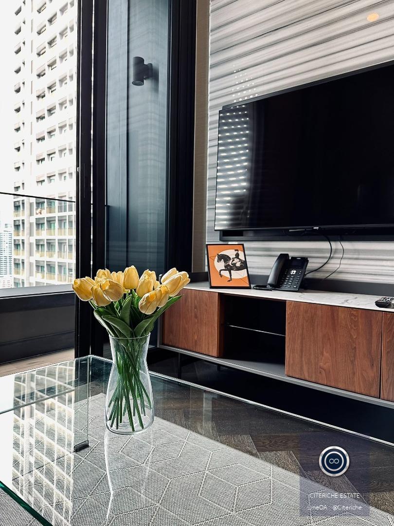 Open City View High Floor | The Esse Sukhumvit 36 | Luxury 1-Bedroom Condo