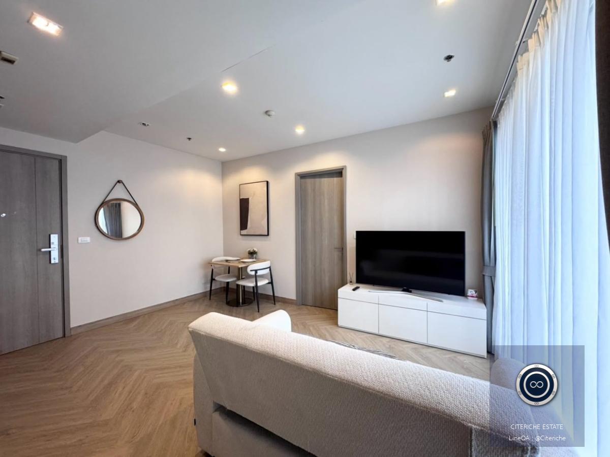 Fully Furnished Living | HQ Thonglor By Sansiri | Luxury 1-Bedroom Condo
