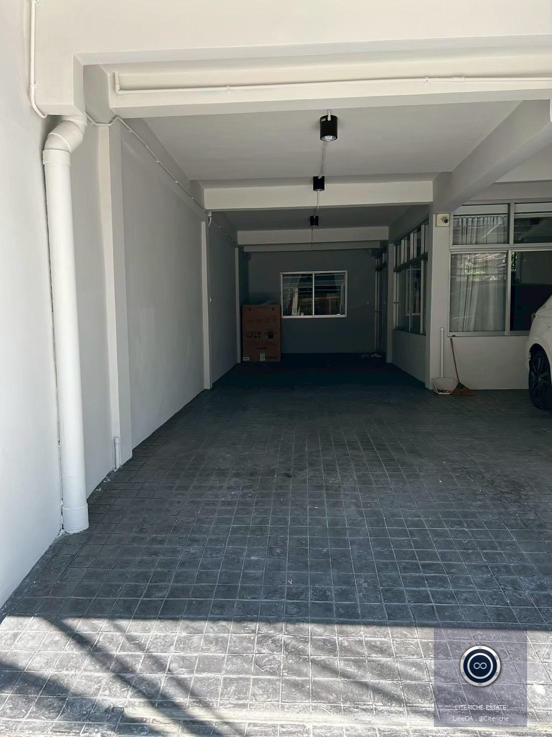 Townhouse 27/1