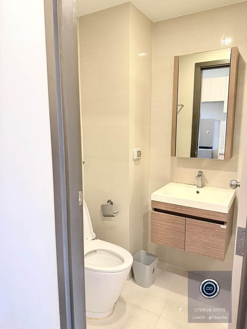 Pool View Studio Living | The Nest Sukhumvit 64 | Luxury Studio Condo